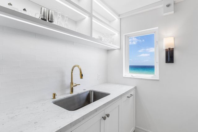 3301 S Ocean Boulevard 810, Highland Beach, FL 33487