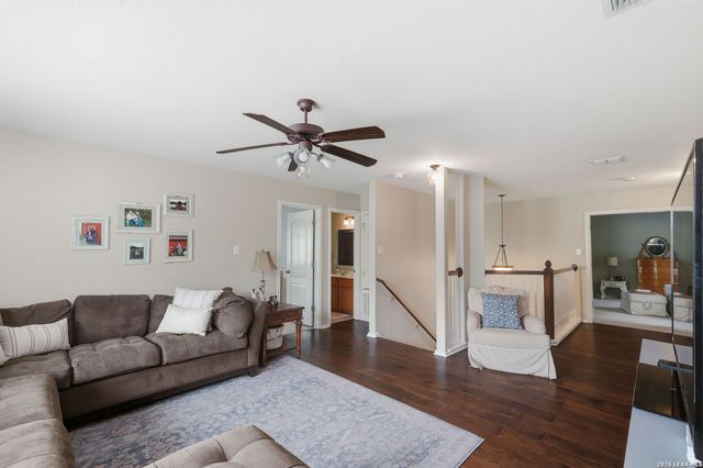 5830 Holbrook Way, San Antonio, TX 78253