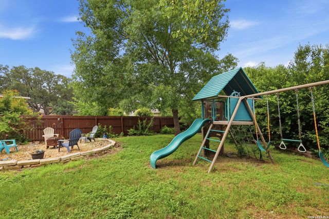 5830 Holbrook Way, San Antonio, TX 78253