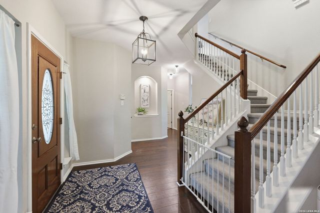 5830 Holbrook Way, San Antonio, TX 78253