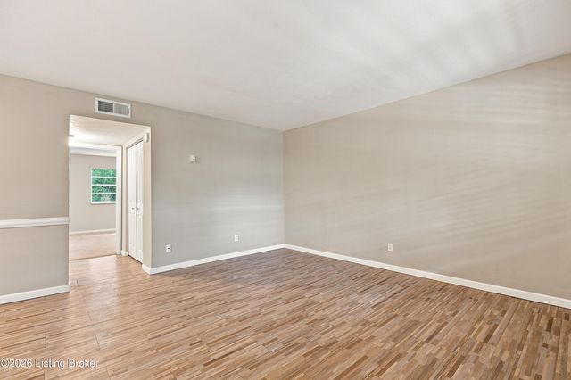 221 N Clifton Ave 14, Louisville, KY 40206
