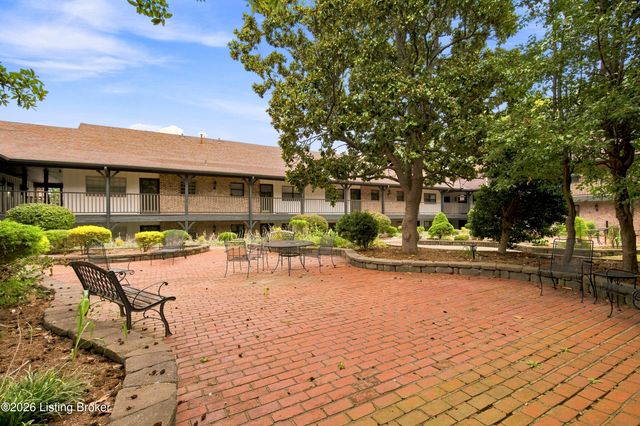 221 N Clifton Ave 14, Louisville, KY 40206
