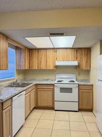 821 MARGARET STREET A, Deland, FL 32720