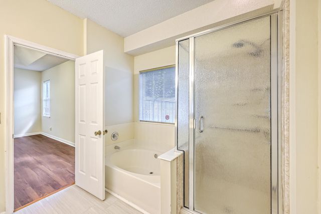 8522 Long Meadow Drive, North Charleston, SC 29420