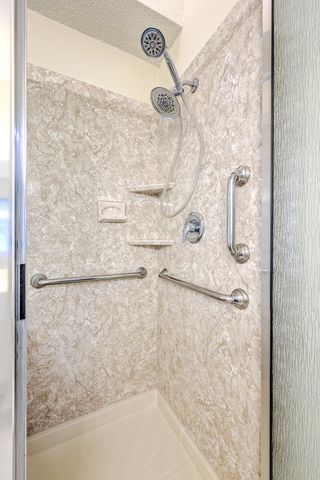 8522 Long Meadow Drive, North Charleston, SC 29420