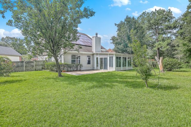 8522 Long Meadow Drive, North Charleston, SC 29420