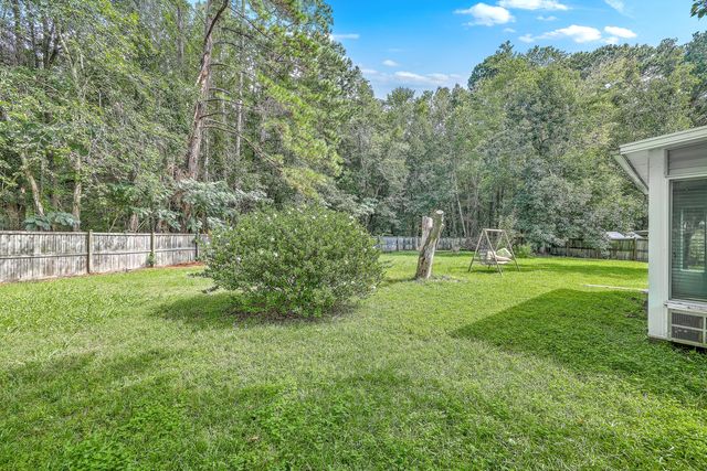 8522 Long Meadow Drive, North Charleston, SC 29420