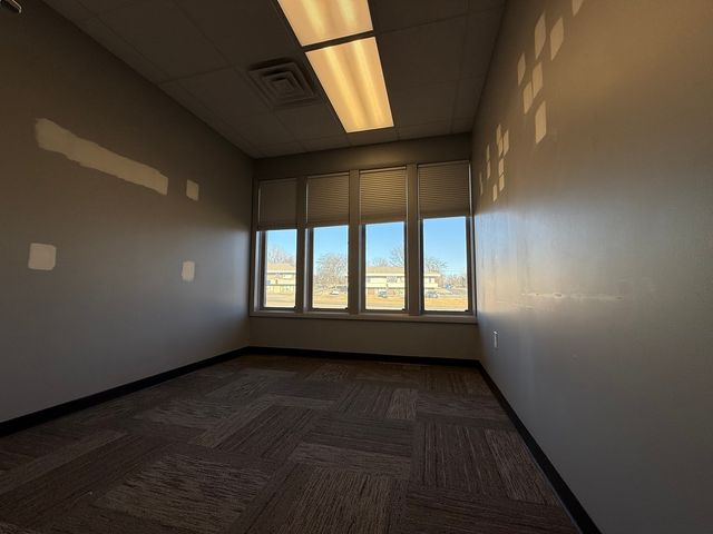 3580 Utica Ridge Road, Bettendorf, IA 52722