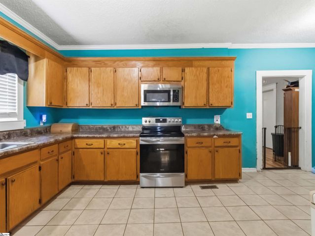 8768 Highway 92, Enoree, SC 29335