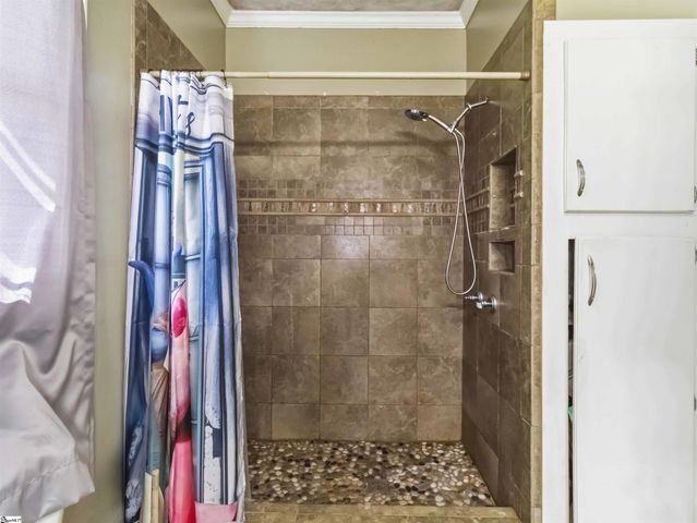 8768 Highway 92, Enoree, SC 29335