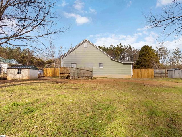 8768 Highway 92, Enoree, SC 29335
