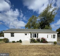 187 BROOKS DR, Colonial Beach, VA 22443