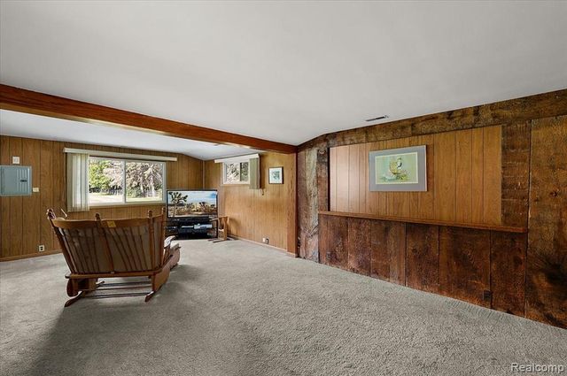 5011 Cecelia Ann Avenue, Clarkston, MI 48346