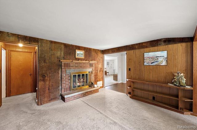 5011 Cecelia Ann Avenue, Clarkston, MI 48346