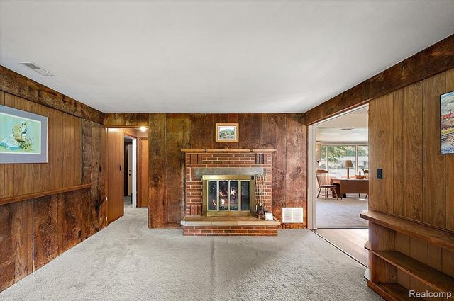 5011 Cecelia Ann Avenue, Clarkston, MI 48346
