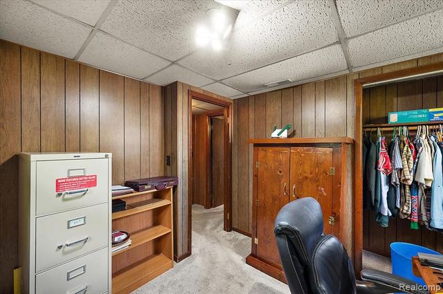 5011 Cecelia Ann Avenue, Clarkston, MI 48346