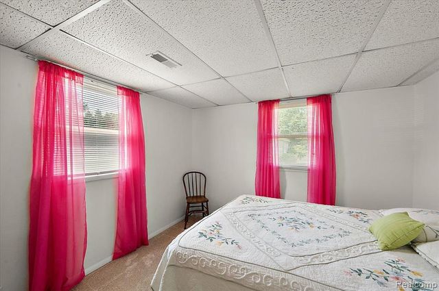 5011 Cecelia Ann Avenue, Clarkston, MI 48346