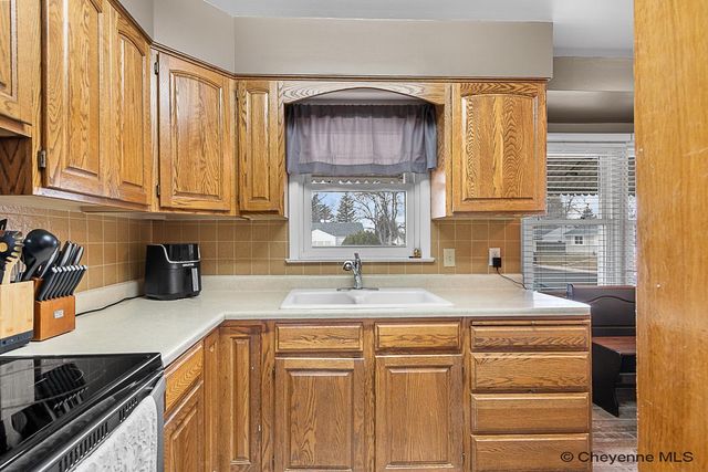 3529 AMHERST RD, Cheyenne, WY 82001