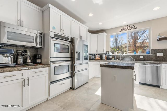 6501 Lonnie Court, Sparks, NV 89436