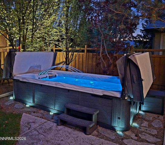 6501 Lonnie Court, Sparks, NV 89436