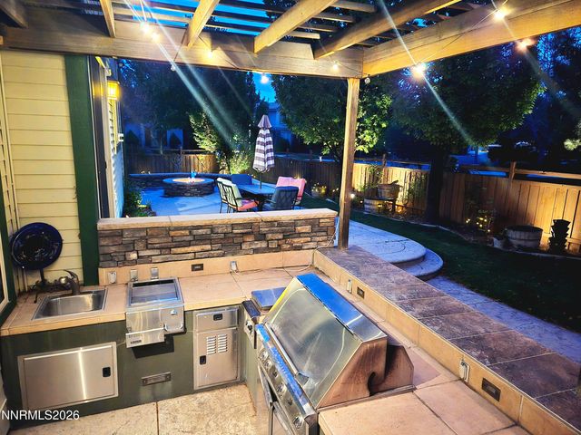6501 Lonnie Court, Sparks, NV 89436