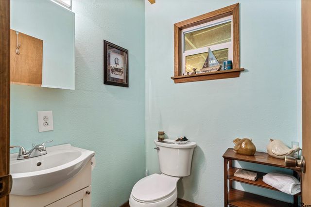 310 North Lake Drive, Murchison, TX 75778