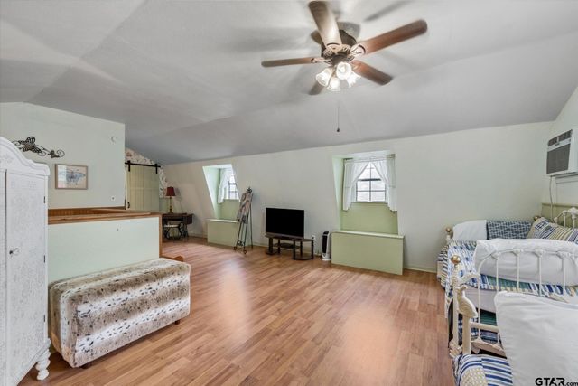 310 North Lake Drive, Murchison, TX 75778