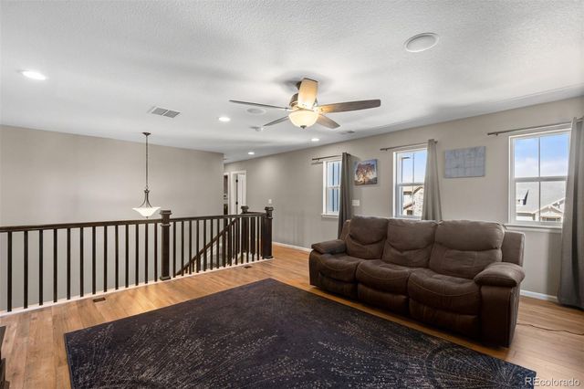 8480 Arapahoe Peak Street, Littleton, CO 80125