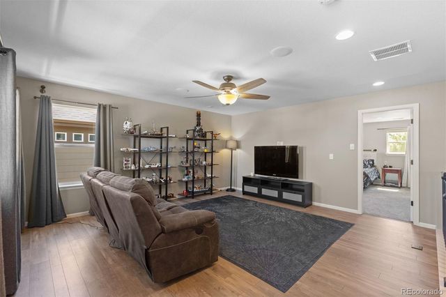 8480 Arapahoe Peak Street, Littleton, CO 80125