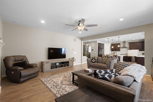 8480 Arapahoe Peak Street, Littleton, CO 80125