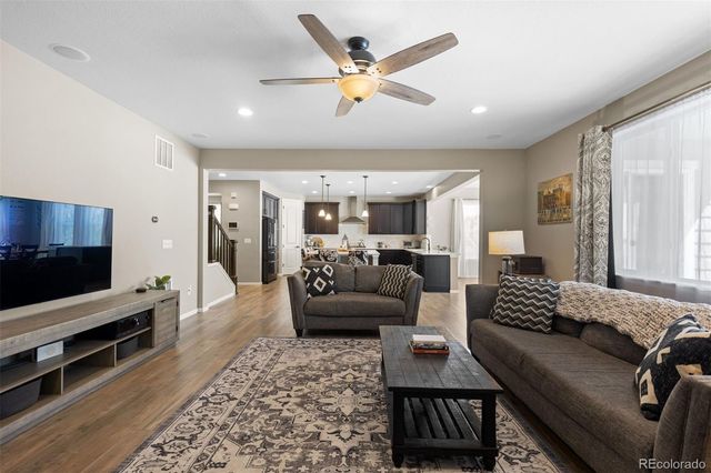 8480 Arapahoe Peak Street, Littleton, CO 80125