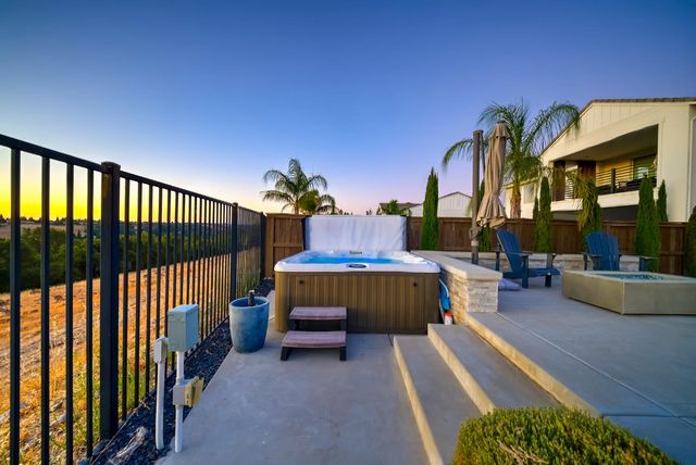 3918 Skyline Dr, Rocklin, CA 95677
