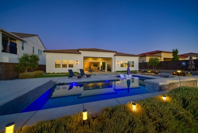 3918 Skyline Dr, Rocklin, CA 95677