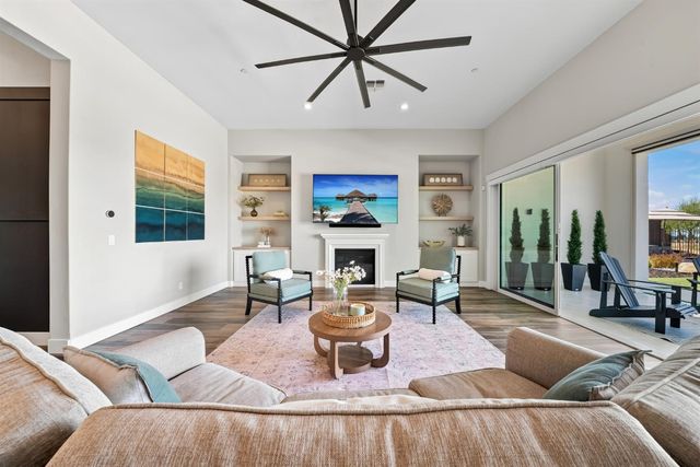 3918 Skyline Dr, Rocklin, CA 95677