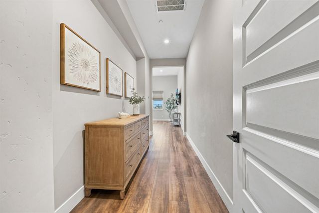 3918 Skyline Dr, Rocklin, CA 95677