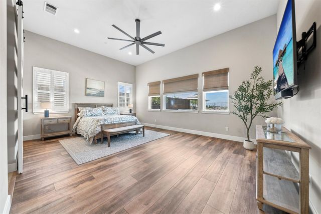 3918 Skyline Dr, Rocklin, CA 95677