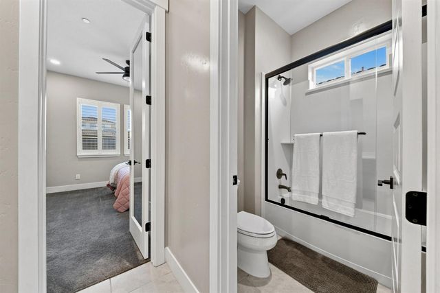 3918 Skyline Dr, Rocklin, CA 95677