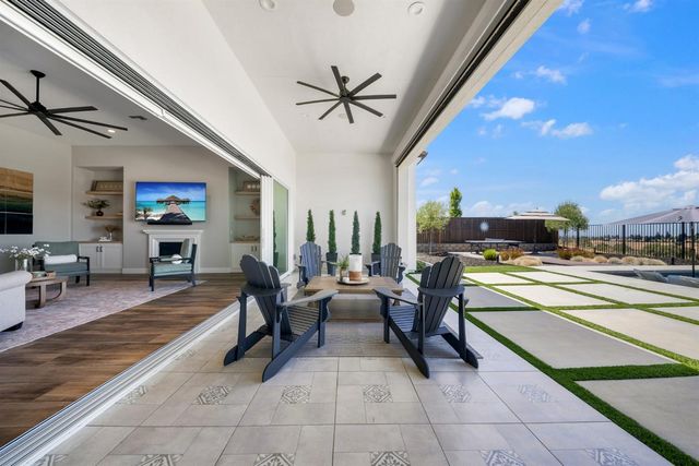 3918 Skyline Dr, Rocklin, CA 95677