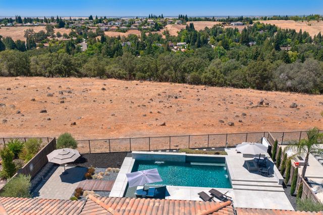 3918 Skyline Dr, Rocklin, CA 95677