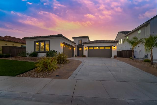 3918 Skyline Dr, Rocklin, CA 95677