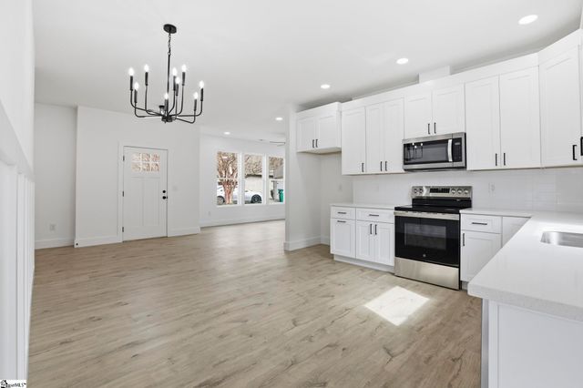 432 Ambiance Court, Spartanburg, SC 29301