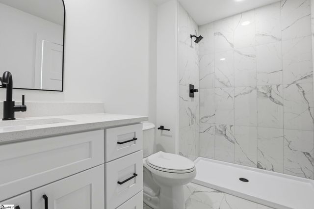 432 Ambiance Court, Spartanburg, SC 29301