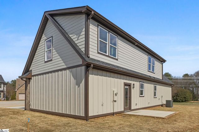 432 Ambiance Court, Spartanburg, SC 29301