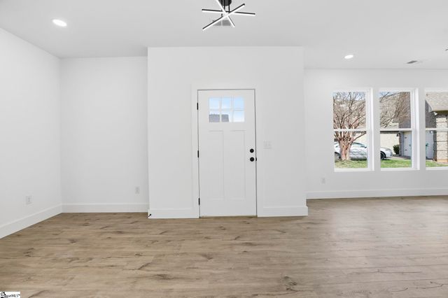 432 Ambiance Court, Spartanburg, SC 29301