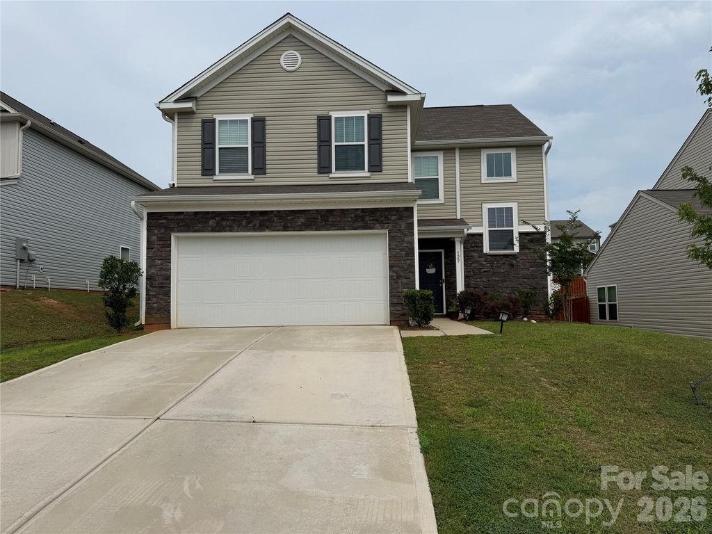 129 Mooring Drive, Statesville, NC 28677