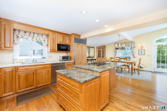 49 Wakeley Road, Newington, CT 06111