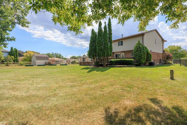 34346 Claudia Court, Sterling Heights, MI 48310