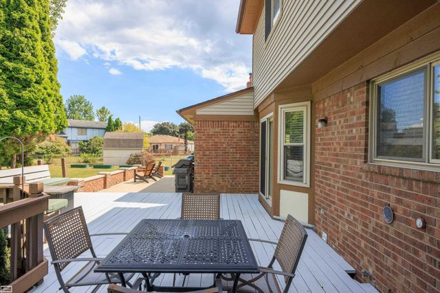 34346 Claudia Court, Sterling Heights, MI 48310