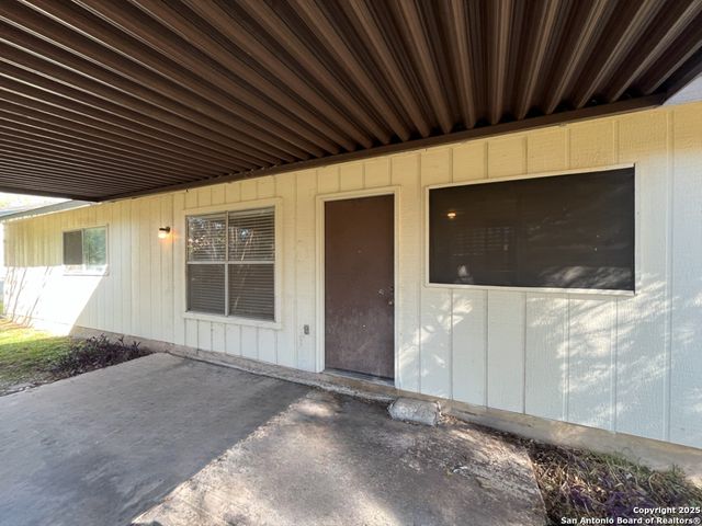 117 Meadow Way, Converse, TX 78109