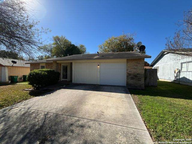 117 Meadow Way, Converse, TX 78109